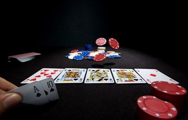 Saratoga Casino Hotel کیسینو میں ایک آن لائن گیم کا انتخاب کریں۔